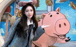 上海有一条女性深夜叫车专用热线